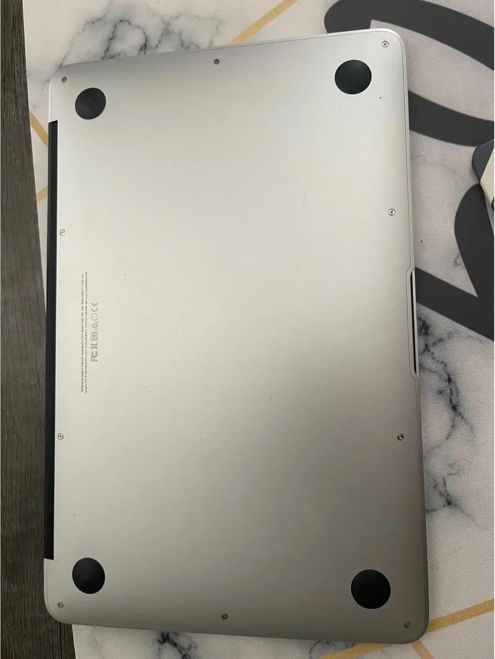 MacBook Air Apple Computer i5-5240U A1465 EMC 2924 4GB RAM Laptop & BOX